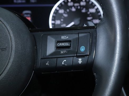 Used 2023 Nissan Rogue SL AWD/4WD image 23