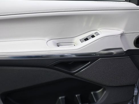 New 2026 Lincoln Navigator Reserve w/ Jet Appearance Package image 23