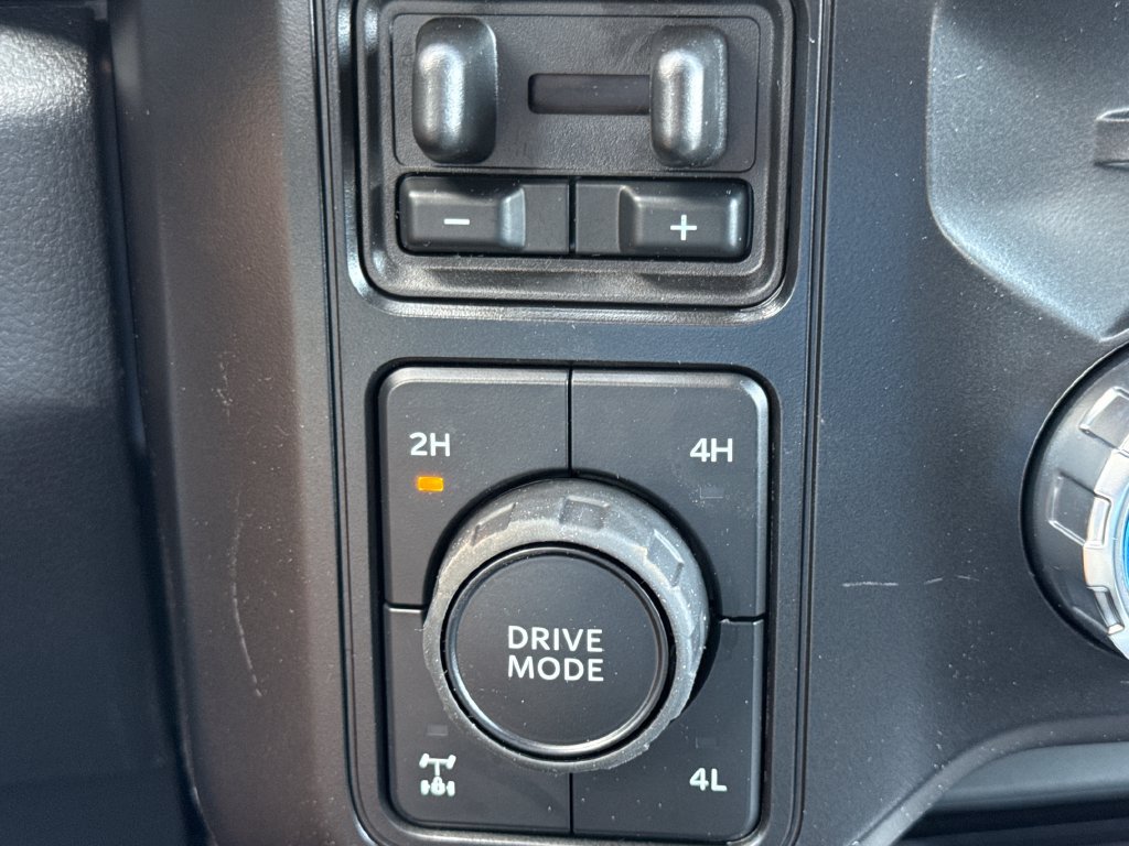 New 2026 Ford F350 Platinum AWD/4WD image 32