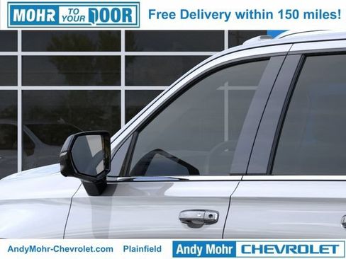 New 2026 Chevrolet Suburban Premier AWD/4WD image 15
