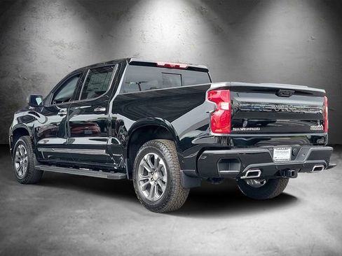 New 2026 Chevrolet Silverado 1500 High Country w/ Technology Package AWD/4WD image 4