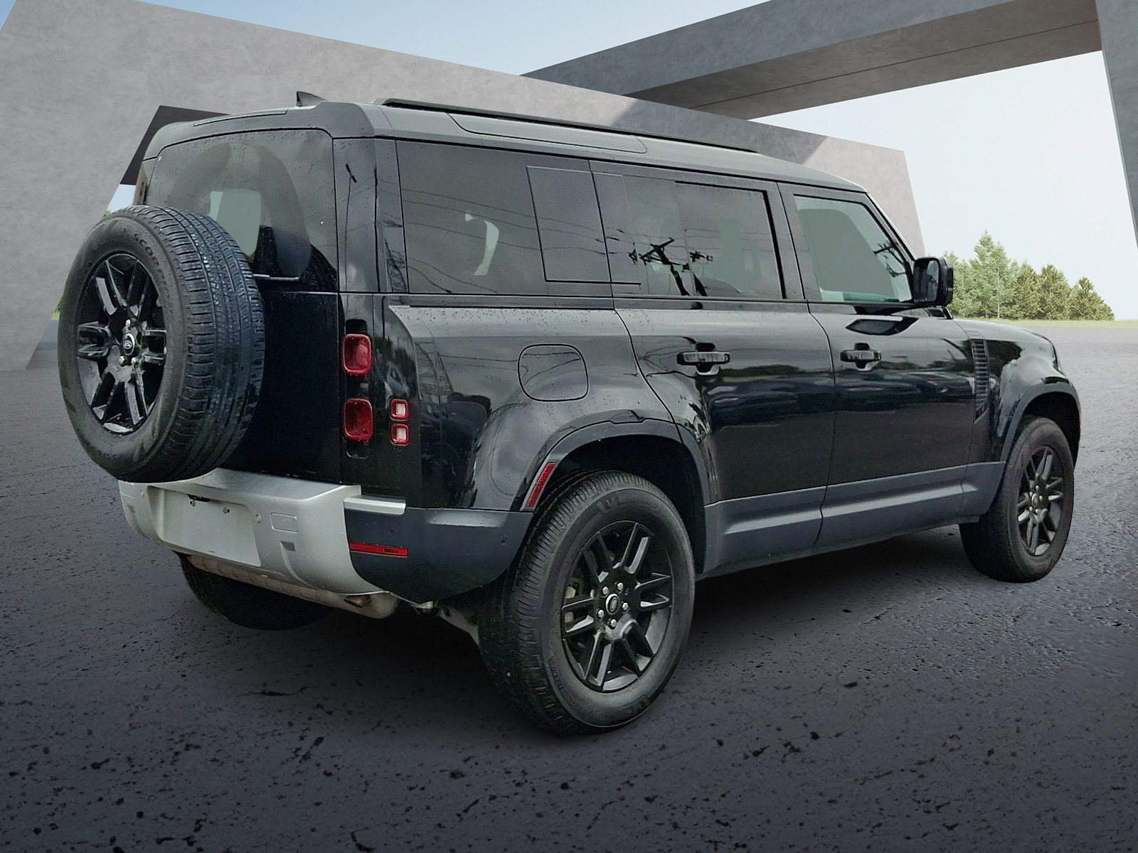 Used 2025 Land Rover Defender 110 S AWD/4WD image 6