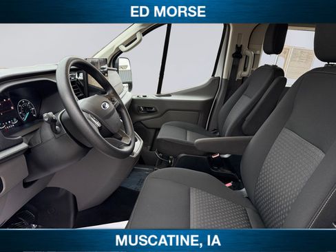 Used 2023 Ford Transit 350 XLT image 9