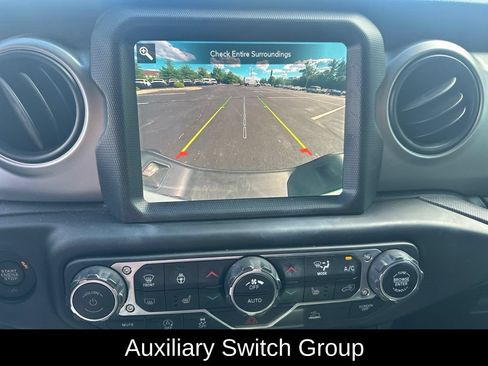 Used 2021 Jeep Gladiator Sport w/ Quick Order Package 24Q 80Th AWD/4WD image 8