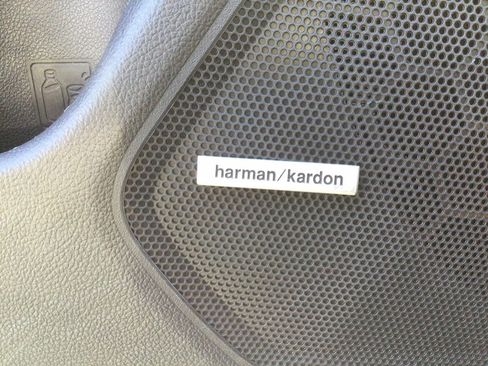 Used 2017 Subaru Outback 2.5i Limited image 43