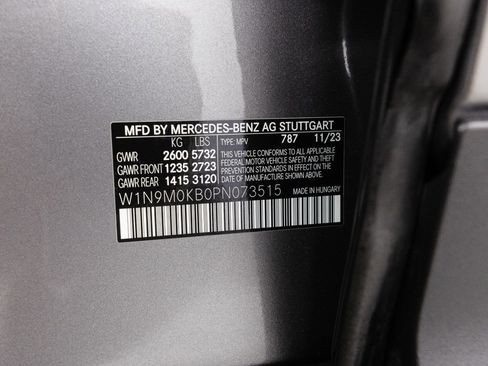 Used 2023 Mercedes-Benz EQB 300 4MATIC image 35