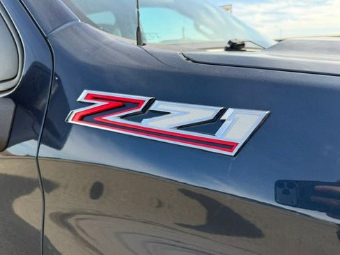 Used 2021 Chevrolet Silverado 1500 RST AWD/4WD image 11