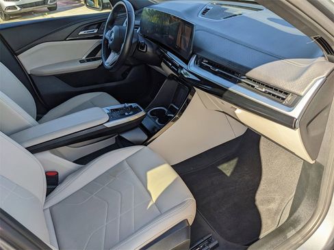 Used 2025 BMW X2 xDrive28i image 15