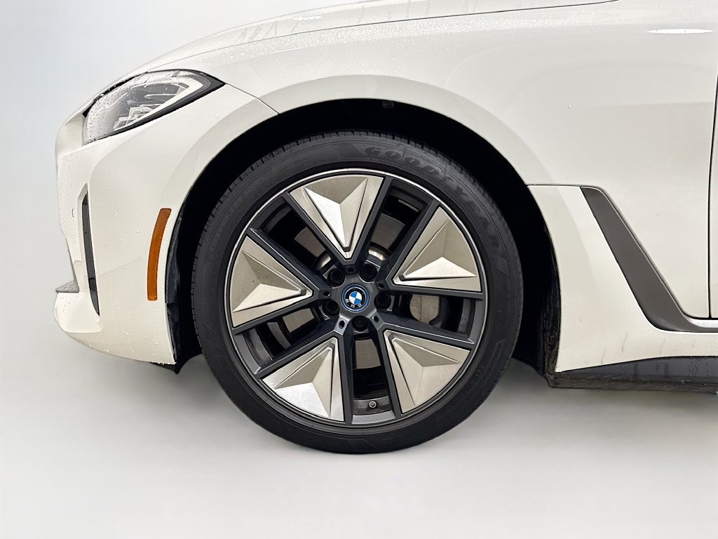 Used 2023 BMW i4 eDrive40 w/ Premium Package RWD image 2