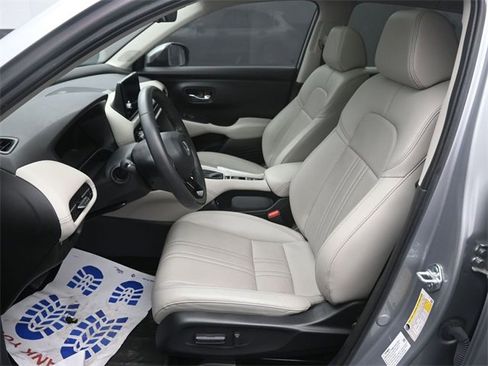 Used 2024 Honda HR-V EX-L image 18