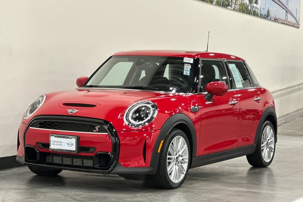 Used 2024 MINI Cooper S FWD image 8