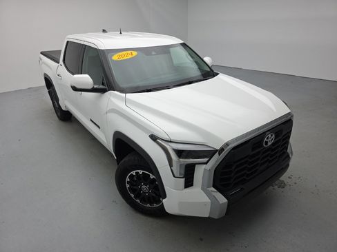 Used 2024 Toyota Tundra SR5 image 2