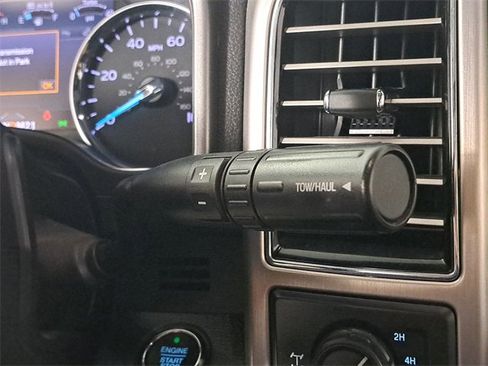 Used 2019 Ford F250 Platinum image 32