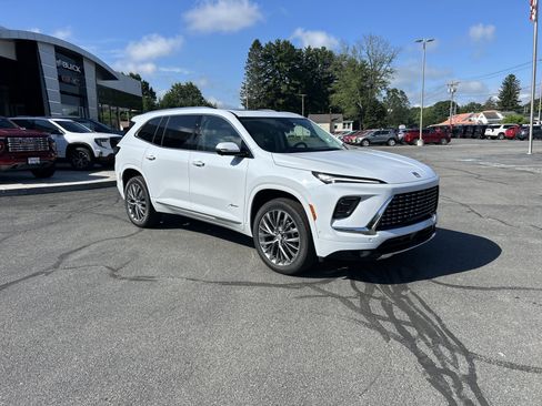 New 2026 Buick Enclave Avenir w/ Super Cruise Package AWD/4WD image 16