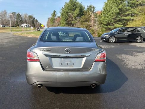 Used 2015 Nissan Altima 2.5 S w/ Power Driver Seat Package FWD image 6