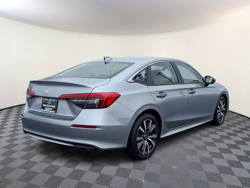 Used 2023 Honda Civic EX image 7