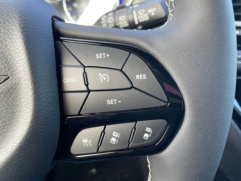 New 2026 Chrysler Pacifica Select w/ S Appearance Package image 17