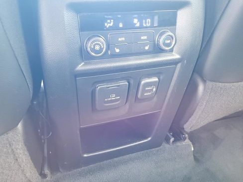 Used 2021 Chevrolet Traverse Premier w/ Redline Edition AWD/4WD image 14