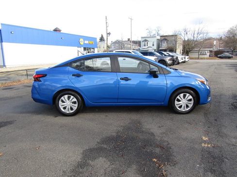 Used 2023 Nissan Versa S image 8