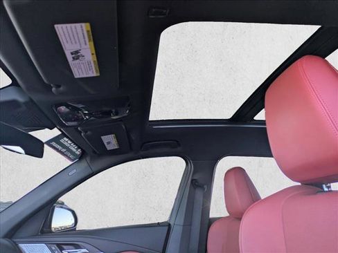 Certified 2023 BMW X1 xDrive28i w/ Premium Package image 16