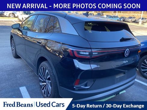 Used 2023 Volkswagen ID.4 Pro S Plus image 4