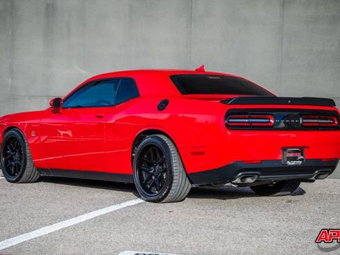 Used 2019 Dodge Challenger R/T Scat Pack w/ Plus Package image 10