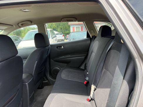 Used 2011 Nissan Rogue S FWD image 12