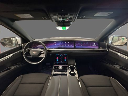 New 2025 Cadillac Escalade ESV Sport w/ LPO, ONYX Package image 22