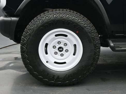 New 2026 Ford Bronco Heritage Edition AWD/4WD image 23