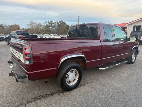 Used 1997 Chevrolet Silverado 1500 2WD Extended Cab w/ Preferred Equipment Group 2 image 4