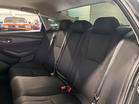 Used 2023 Honda Accord EX image 17