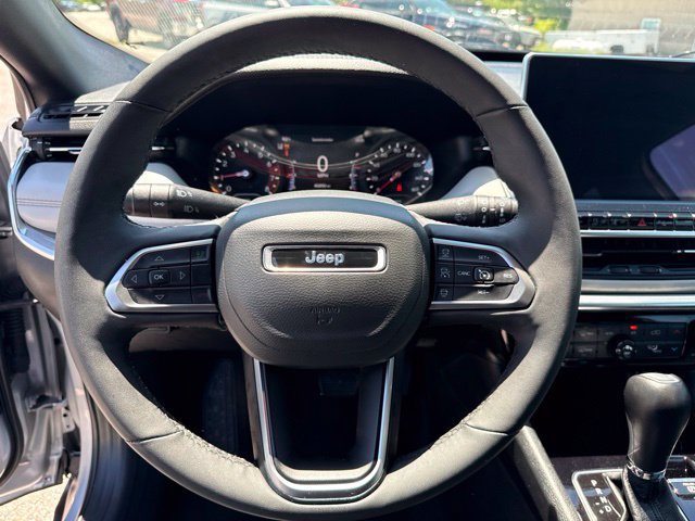 Used 2024 Jeep Compass Limited AWD/4WD image 16