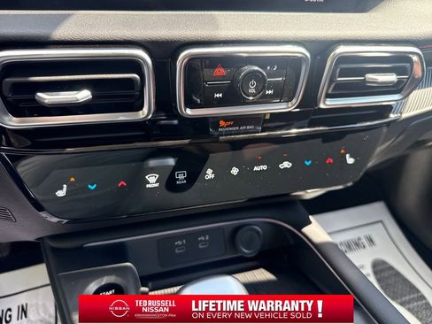 New 2026 Nissan Sentra SR FWD image 18