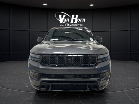 Used 2024 Jeep Grand Wagoneer Series III w/ Quick Order Packagew 28T AWD/4WD image 8