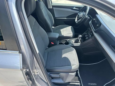 Used 2024 Volkswagen Taos SE FWD image 29