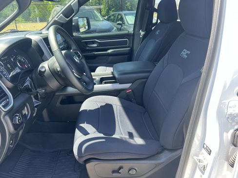 Used 2023 RAM 1500 Big Horn AWD/4WD image 9