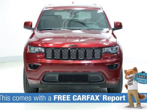 Used 2020 Jeep Grand Cherokee Altitude image 2