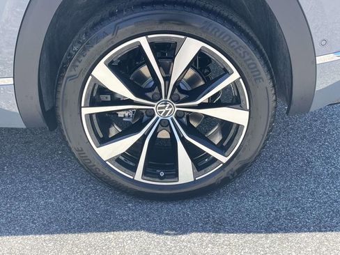 New 2026 Volkswagen Atlas Cross Sport SEL Premium R-Line AWD/4WD image 7