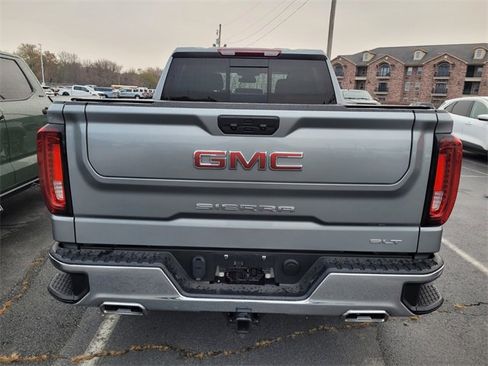Used 2025 GMC Sierra 1500 SLT w/ SLT Premium Package image 4