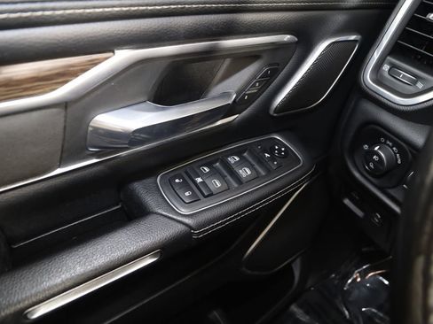 Used 2020 RAM 1500 Laramie AWD/4WD image 33