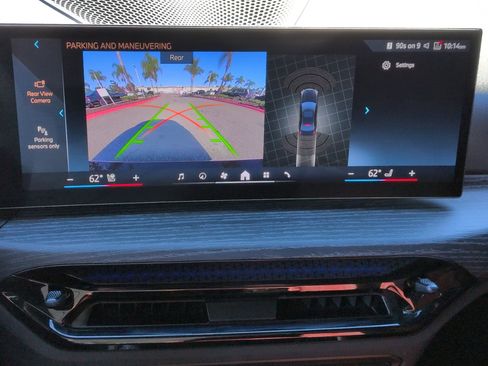 Used 2025 BMW 330i Sedan w/ Convenience Package image 25