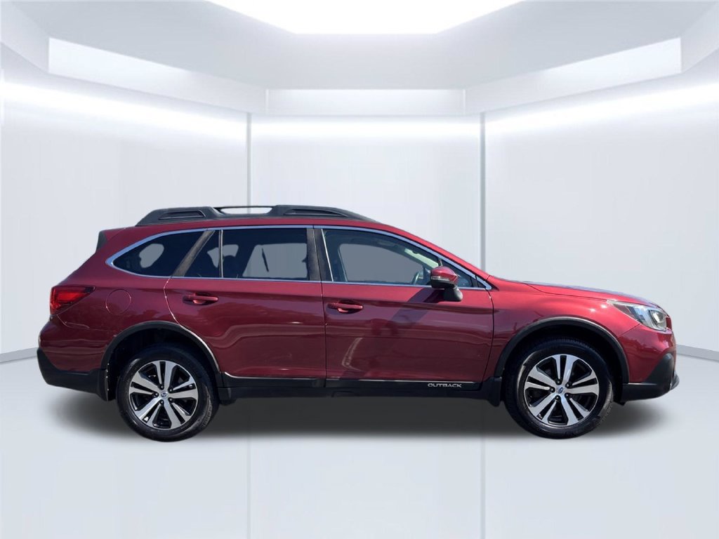 Used 2018 Subaru Outback 2.5i Limited AWD/4WD image 3
