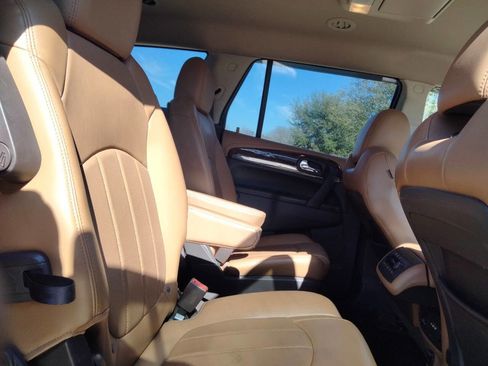 Used 2015 Buick Enclave Leather image 24