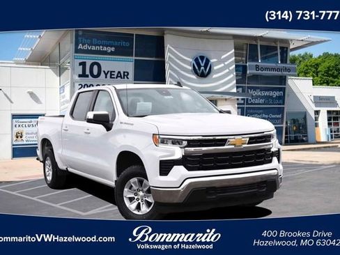 Used 2025 Chevrolet Silverado 1500 LT AWD/4WD image 1