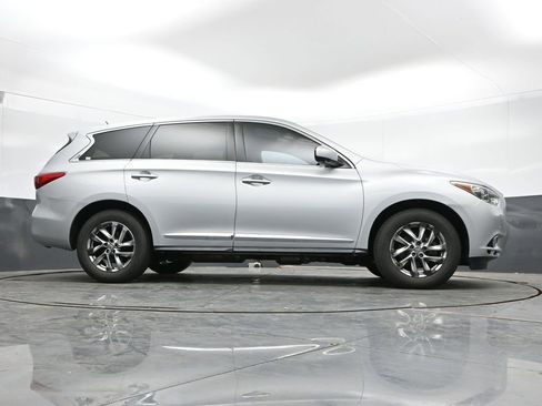 Used 2013 INFINITI JX35 AWD w/ Premium Pkg image 24