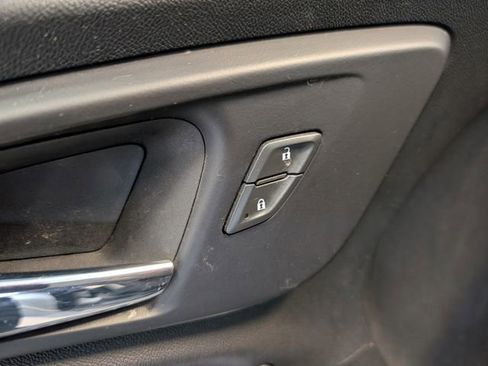 Used 2022 Chevrolet Malibu LT FWD image 13