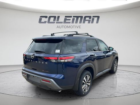 New 2026 Nissan Pathfinder SL image 5