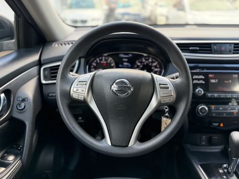 Used 2016 Nissan Rogue S AWD/4WD image 40
