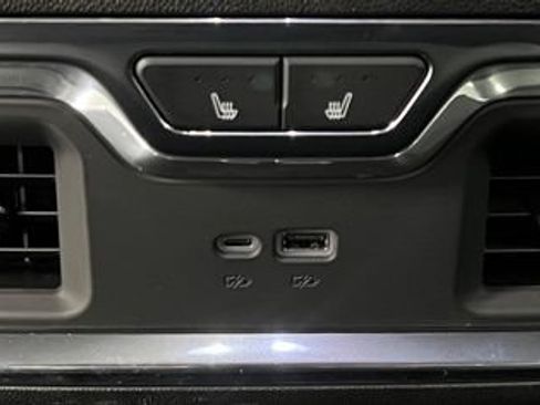 Used 2024 GMC Sierra 1500 Denali w/ Denali Reserve Package AWD/4WD image 48