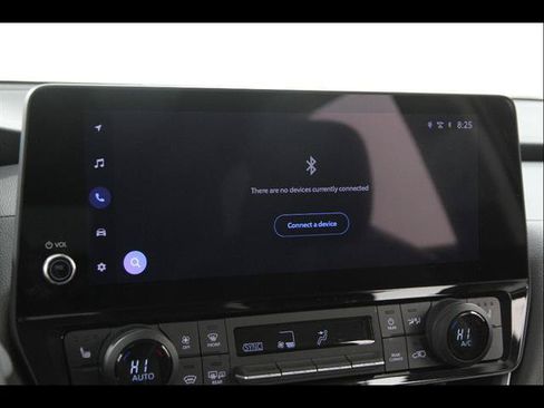 Used 2025 Toyota Grand Highlander AWD image 12